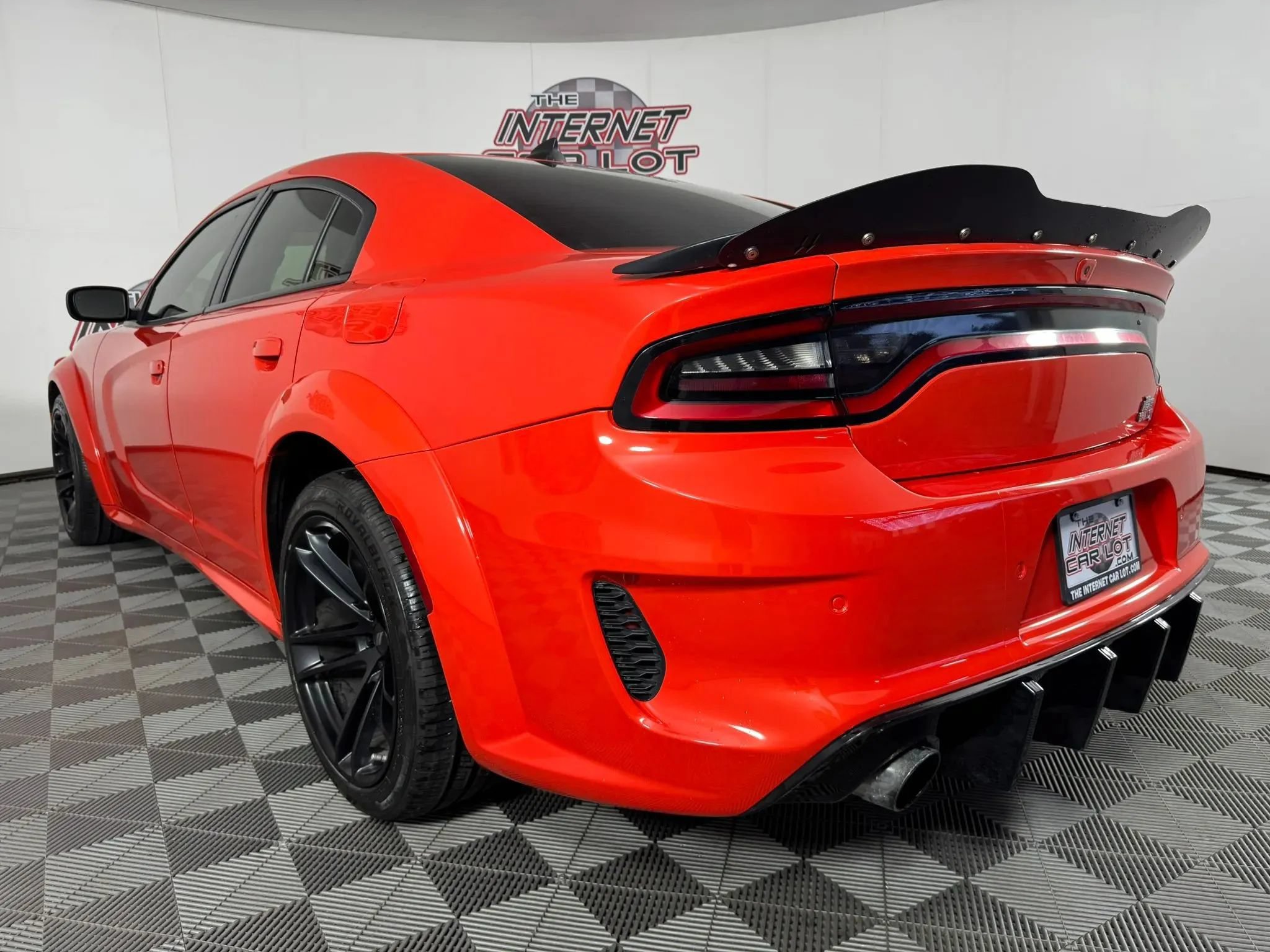 Used 2020 Dodge Charger Scat Pack RWD image 27