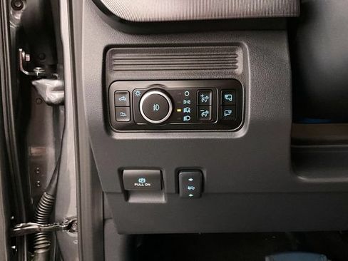 Used 2026 Ford F250 Platinum AWD/4WD image 43