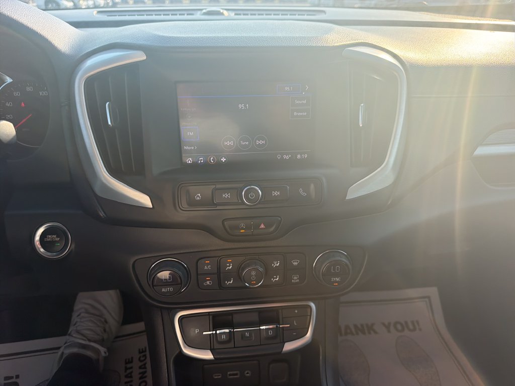 Used 2022 GMC Terrain SLE w/ Driver Convenience Package AWD/4WD image 19