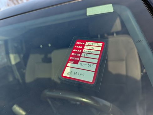 Used 2018 Chevrolet Silverado 1500 LT w/ All Star Edition image 28