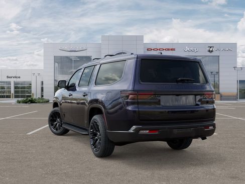 New 2025 Jeep Wagoneer L Series II w/ Premium Group I image 3