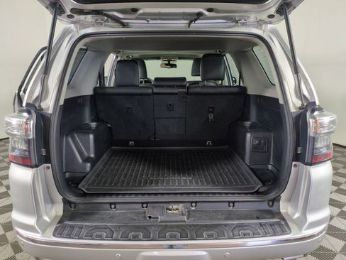 Used 2016 Toyota 4Runner SR5 AWD/4WD image 22