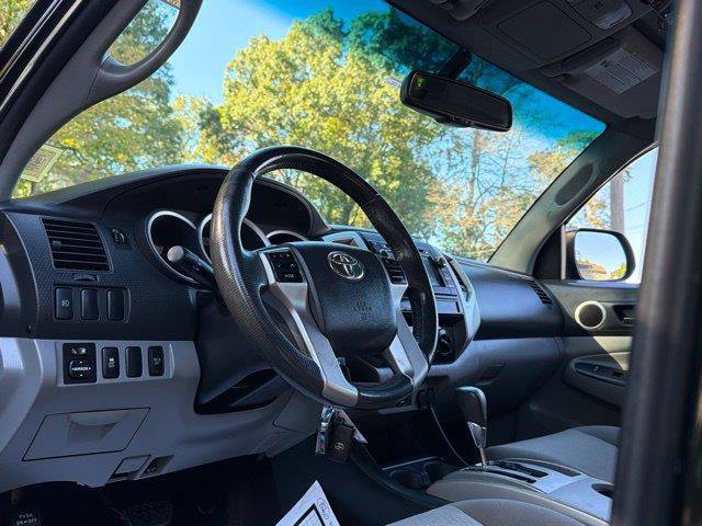 Used 2013 Toyota Tacoma 4x4 Double Cab w/ SR5 Pkg image 24