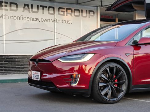 Used 2016 Tesla Model X Performance AWD/4WD image 10