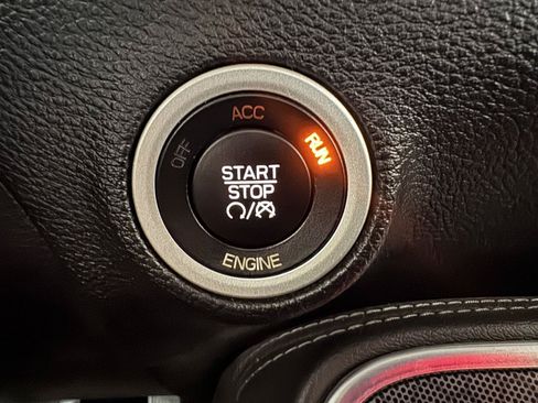 Used 2016 Dodge Challenger SXT Plus RWD image 22