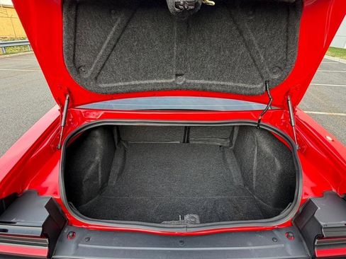 Used 2016 Dodge Challenger SXT Plus image 23