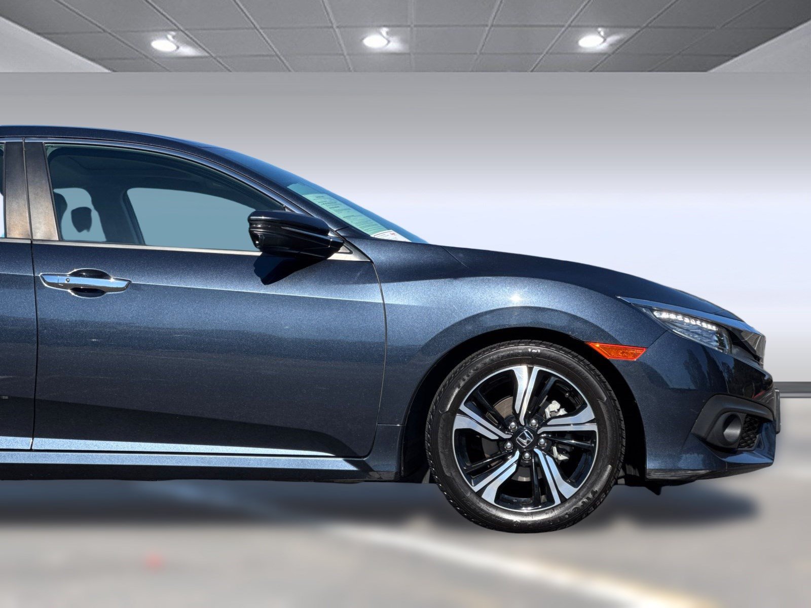 Used 2016 Honda Civic Touring image 33