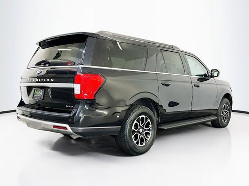 Used 2024 Ford Expedition Max XLT image 9