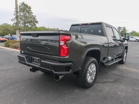Used 2023 Chevrolet Silverado 3500 High Country w/ Safety Package II AWD/4WD image 9