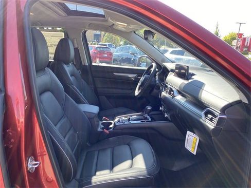 New 2025 MAZDA CX-5 AWD 2.5 S w/ Preferred Package image 29