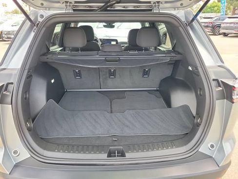 Used 2025 Chevrolet Equinox LT w/ Safety and Technology Package FWD image 26