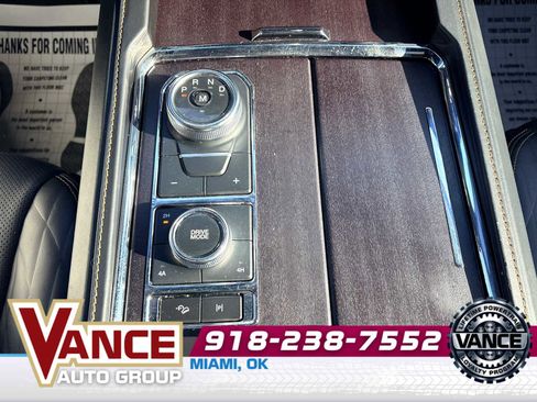 Used 2022 Ford Expedition Platinum AWD/4WD image 25