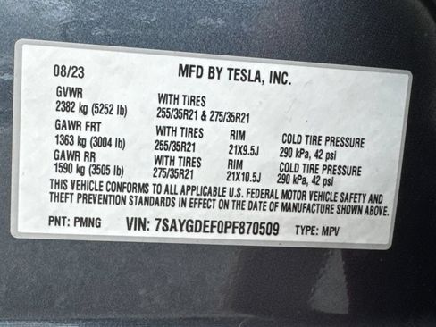 Used 2023 Tesla Model Y Performance AWD/4WD image 29