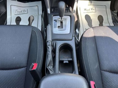 Used 2016 Subaru Forester 2.5i Premium w/ All-Weather Package AWD/4WD image 18