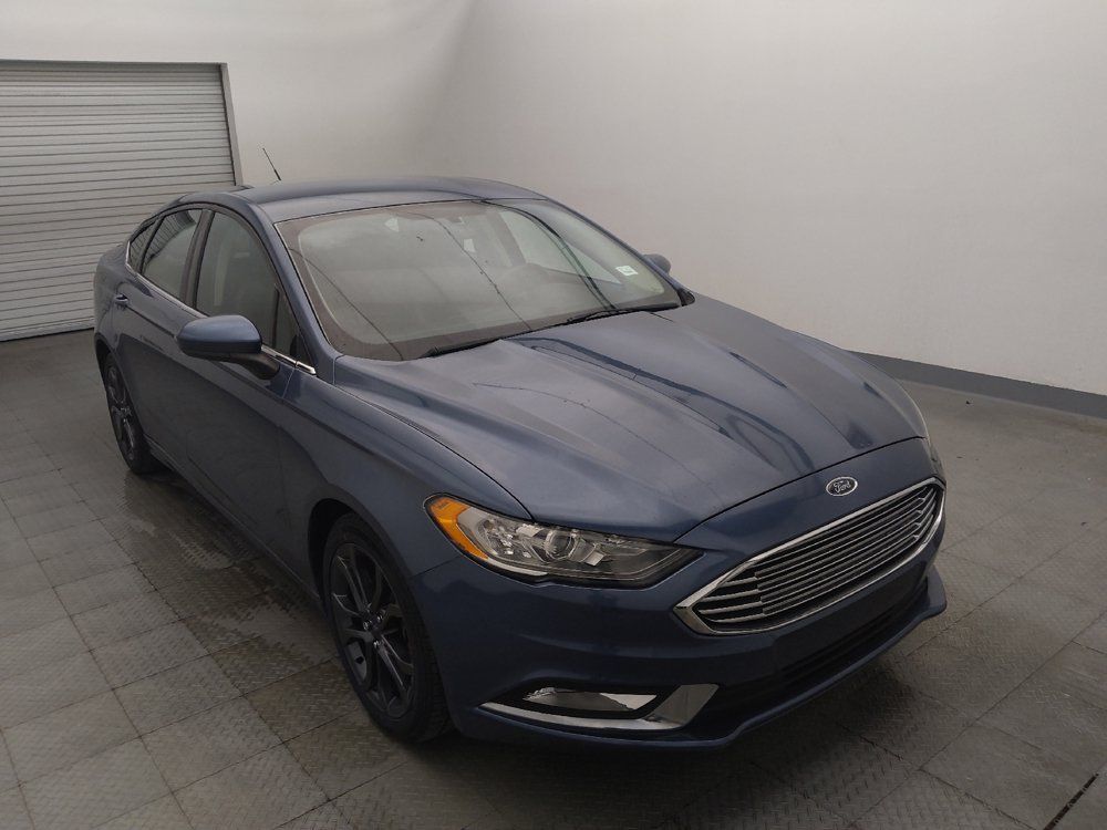 Used 2018 Ford Fusion SE w/ Equipment Group 201A FWD image 13