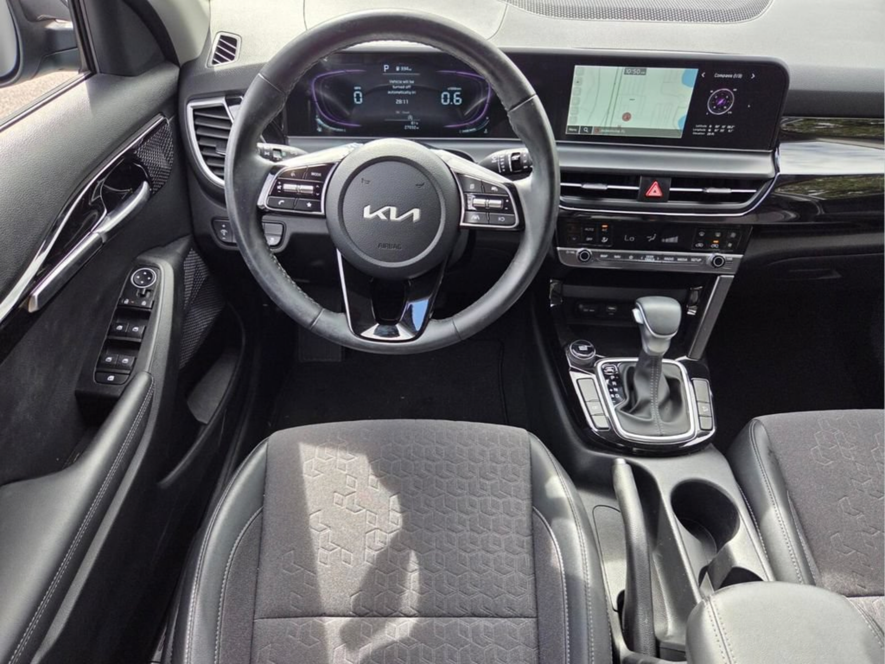 Certified 2025 Kia Seltos S FWD image 11