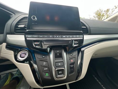 Used 2025 Honda Odyssey Touring image 55