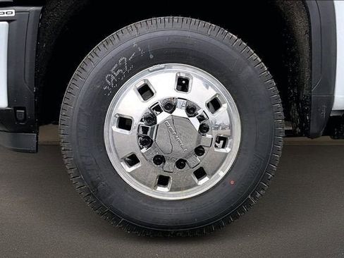 New 2026 GMC Sierra 3500 Denali Ultimate image 14