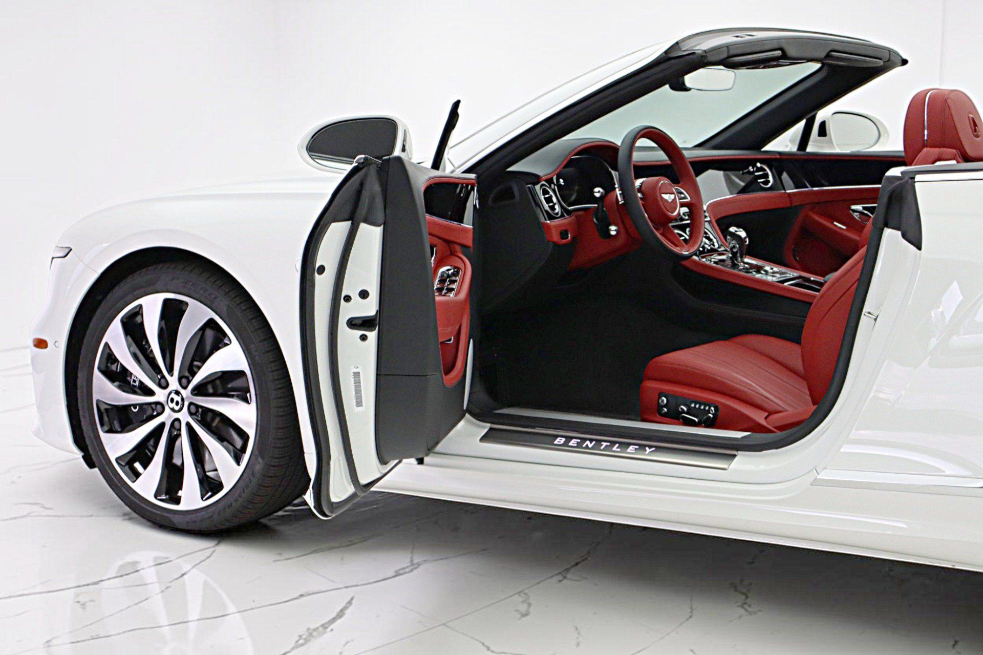 Used 2026 Bentley Continental GT Mulliner AWD/4WD image 6