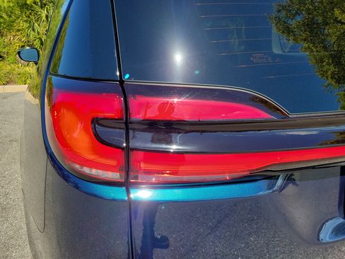 Used 2022 Chrysler Pacifica Limited image 10