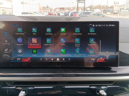 Certified 2025 BMW X7 M60i image 22