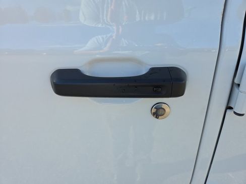 Used 2021 Jeep Wrangler Unlimited Sahara image 37