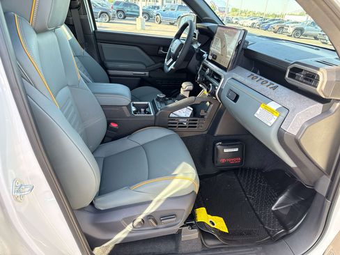 New 2026 Toyota Tacoma 4x4 Double Cab Hybrid image 17