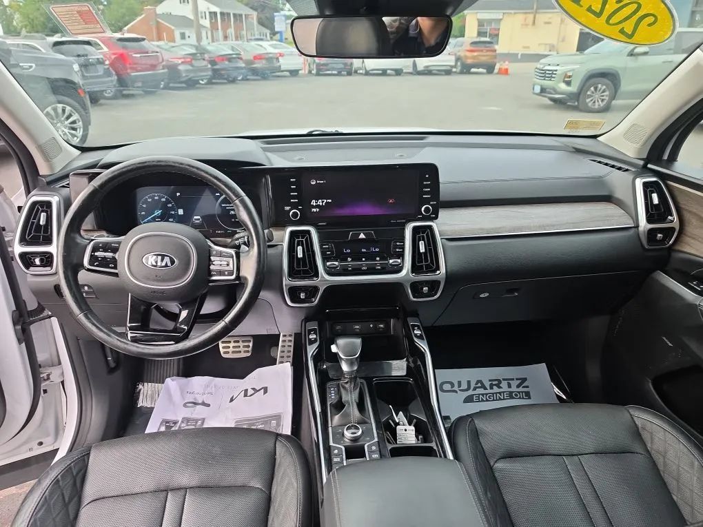 Used 2021 Kia Sorento SX Prestige AWD/4WD image 16