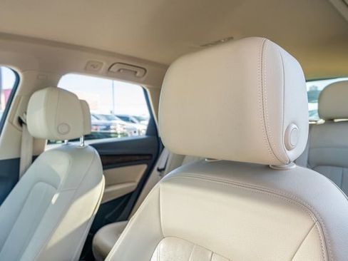 Used 2018 Audi Q5 2.0T Premium image 20