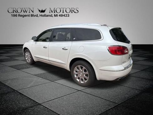 Used 2017 Buick Enclave Leather w/ Trailering Package FWD image 5