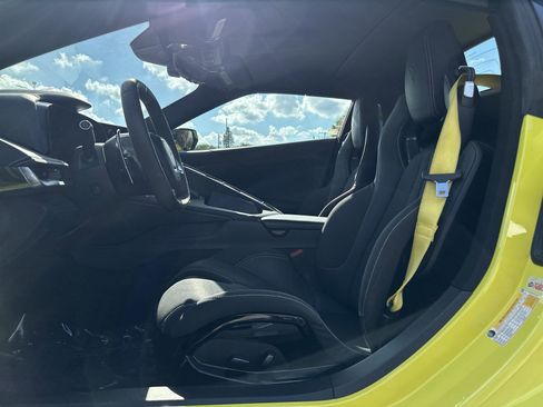 Used 2023 Chevrolet Corvette Stingray Convertible w/ Z51 Performance Package image 13