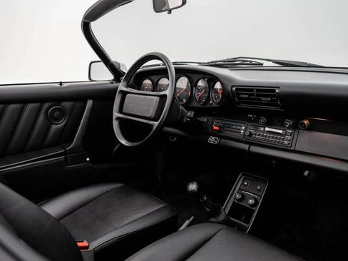 Used 1989 Porsche 911 Speedster image 16