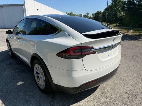 Used 2020 Tesla Model X Long Range AWD/4WD image 5