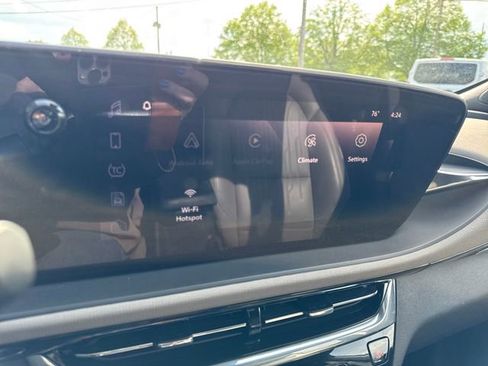 Certified 2024 Buick Envista Avenir image 4
