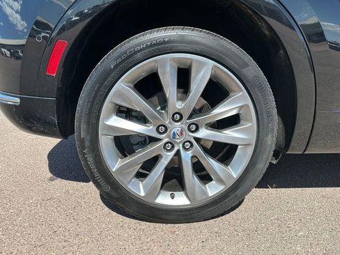 Used 2023 Buick Envision Avenir image 39