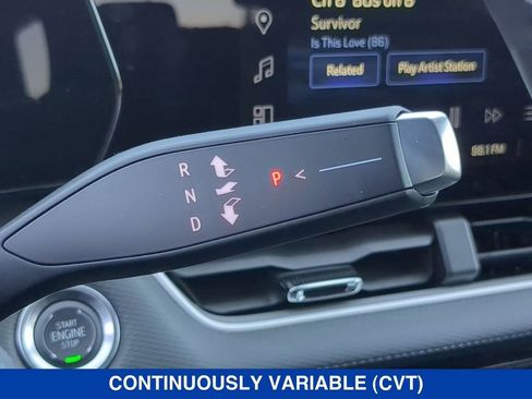 New 2025 Chevrolet Equinox LT w/ Safety and Technology Package FWD image 13