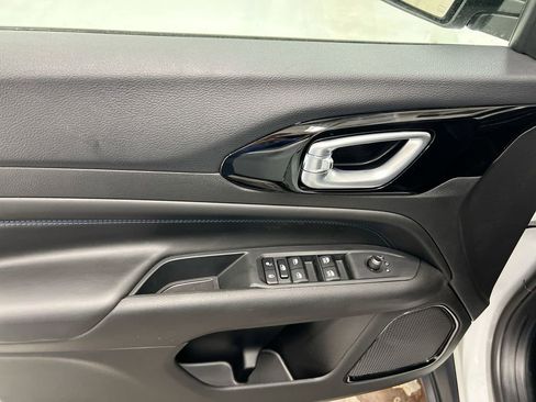 New 2026 Jeep Compass Latitude AWD/4WD image 19