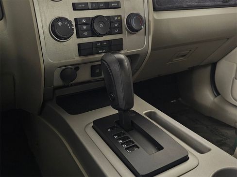 Used 2012 Ford Escape XLT image 34