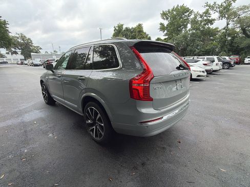 Used 2025 Volvo XC90 B5 Plus w/ Protection Package Premier AWD/4WD image 11