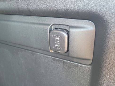 Used 2025 MAZDA CX-90 3.3 Turbo w/ Preferred Package image 11