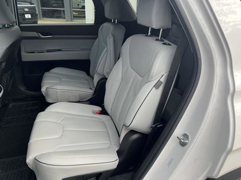 Used 2023 Hyundai Palisade SEL image 9