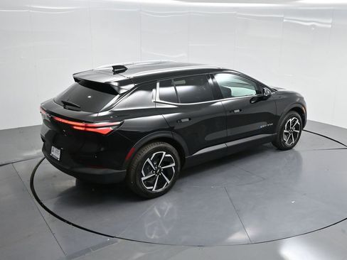 Used 2026 Chevrolet Equinox EV LT image 40