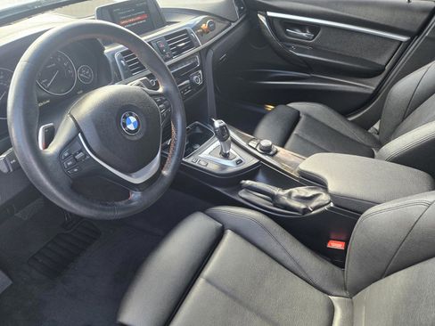 Used 2018 BMW 330e w/ Convenience Package image 11
