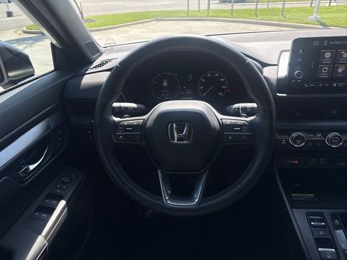 Used 2025 Honda CR-V Sport-L image 19