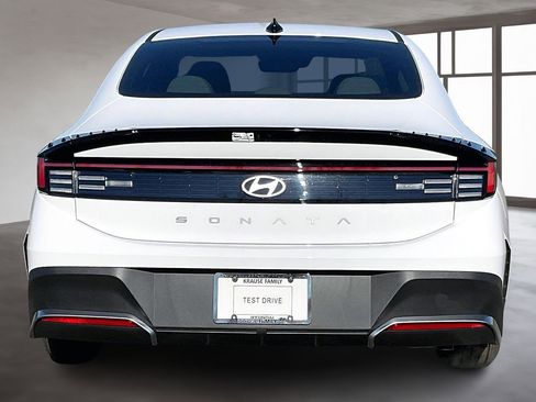 New 2026 Hyundai Sonata SE FWD image 4