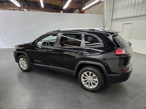 Used 2020 Jeep Cherokee Latitude image 3
