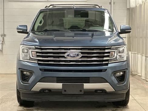 Used 2018 Ford Expedition XLT w/ Equipment Group 202A image 28