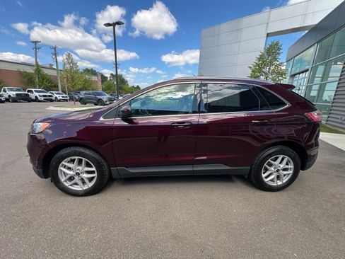 Used 2024 Ford Edge SEL w/ Convenience Package AWD/4WD image 8