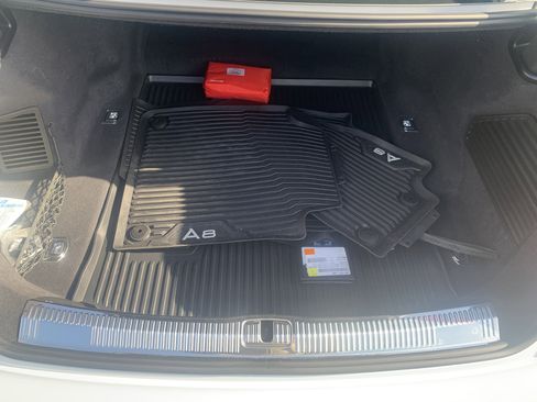 Used 2023 Audi A8 L 3.0T image 63