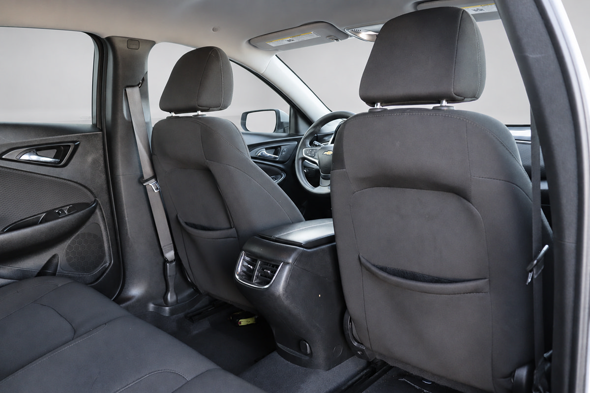 Used 2020 Chevrolet Malibu LT FWD image 15